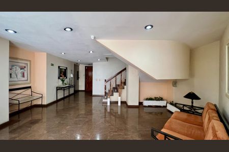 Apartamento para alugar com 67m², 2 quartos e 1 vagaHall de entrada