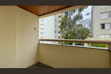 Apartamento para alugar com 67m², 2 quartos e 1 vagaVaranda