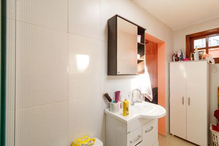 Casa para alugar com 100m², 2 quartos e 1 vagaBanheiro da Suíte