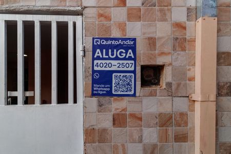 Casa para alugar com 100m², 2 quartos e 1 vagaPlaquinha