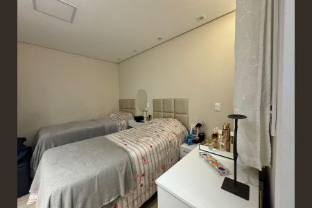 Apartamento à venda com 113m², 3 quartos e 2 vagasQuarto