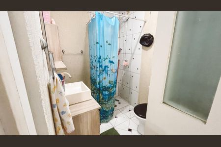 Casa à venda com 140m², 4 quartos e 2 vagasBanheiro da Suíte