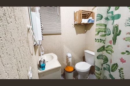 Casa à venda com 140m², 4 quartos e 2 vagasBanheiro Social