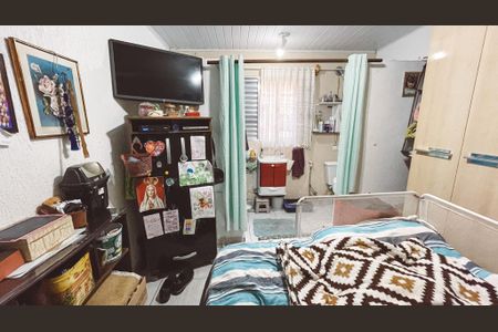 Casa à venda com 140m², 4 quartos e 2 vagasSuíte