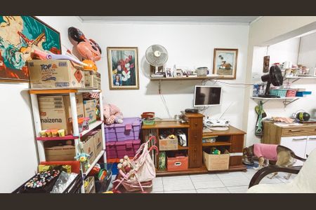 Sala 2 de casa à venda com 4 quartos, 140m² em Conjunto Residencial Novo Paca, São Paulo