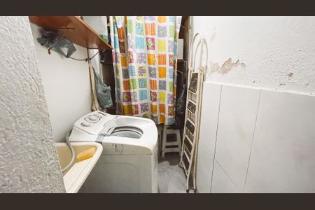 Casa à venda com 140m², 4 quartos e 2 vagasÁrea de Serviço