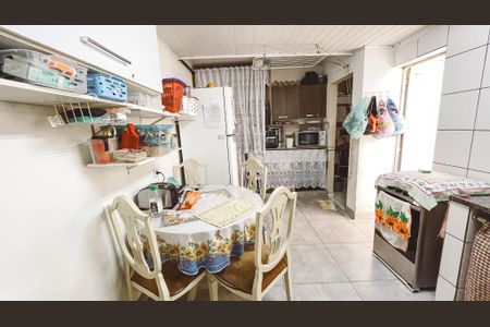 Casa à venda com 140m², 4 quartos e 2 vagasCozinha