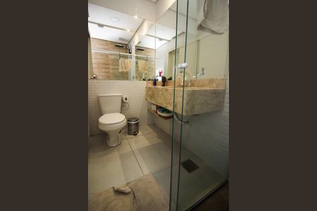 Casa à venda com 60m², 2 quartos e 2 vagas Casa à venda com 60m², 2 quartos e 2 vagasBanheiro