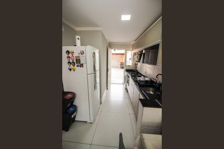 Casa à venda com 60m², 2 quartos e 2 vagas Casa à venda com 60m², 2 quartos e 2 vagasCozinha e Área de Serviço