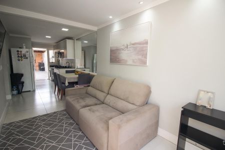 Sala de casa à venda com 2 quartos, 60m² em Hípica, Porto Alegre