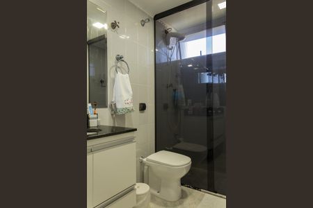 Apartamento à venda com 90m², 2 quartos e 1 vaga Apartamento à venda com 90m², 2 quartos e 1 vagaBanheiro Social