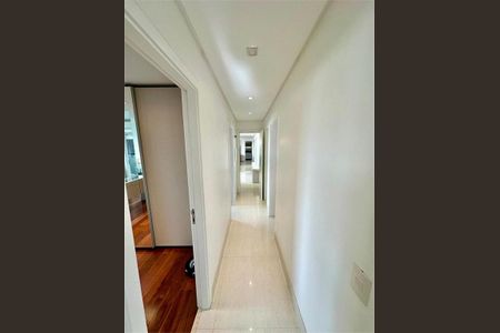 Apartamento à venda com 195m², 4 quartos e 3 vagas
