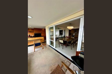 Apartamento à venda com 195m², 4 quartos e 3 vagas