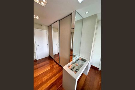 Apartamento à venda com 195m², 4 quartos e 3 vagas