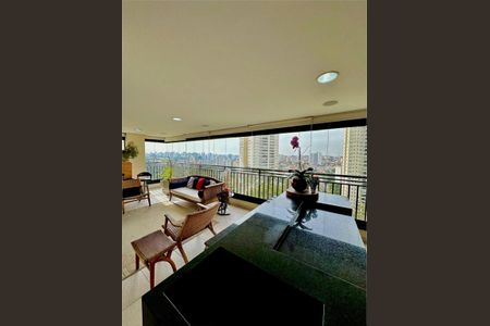 Apartamento à venda com 195m², 4 quartos e 3 vagas