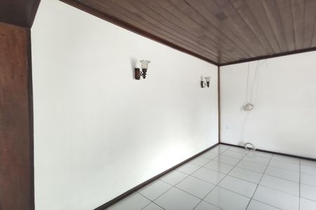Casa à venda com 80m², 3 quartos e 1 vaga Casa à venda com 80m², 3 quartos e 1 vagaSala