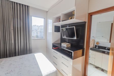 Apartamento à venda com 225m², 3 quartos e 4 vagasSuíte 1