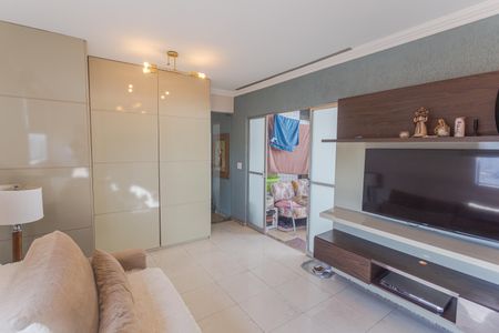 Apartamento à venda com 225m², 3 quartos e 4 vagasSala 2