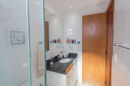 Apartamento à venda com 225m², 3 quartos e 4 vagasBanheiro da Suíte 1