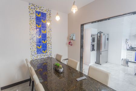 Apartamento à venda com 225m², 3 quartos e 4 vagasCopa