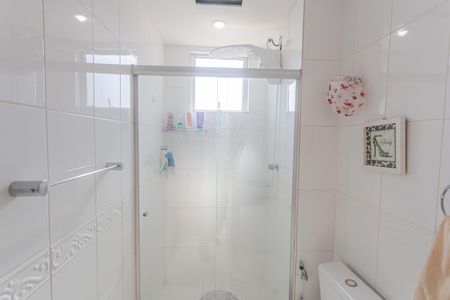 Apartamento à venda com 225m², 3 quartos e 4 vagasBanheiro da Suíte 1