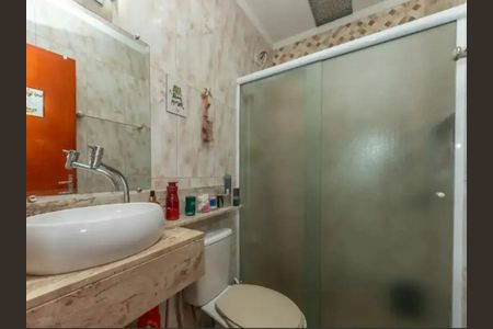 Banheiro de casa para alugar com 3 quartos, 300m² em Vila Nina, São Paulo