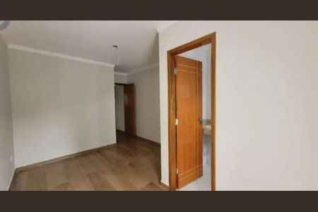 Casa à venda com 220m², 2 quartos e 2 vagasQuarto