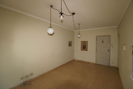 Apartamento à venda com 120m², 2 quartos e 1 vagaSala