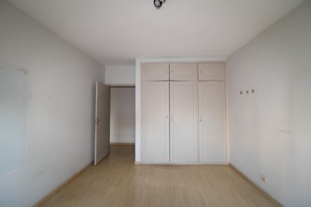 Apartamento à venda com 120m², 2 quartos e 1 vagaQuarto 2