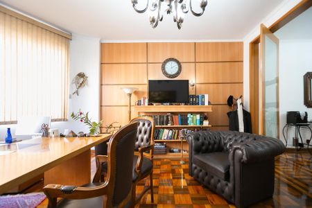 Apartamento à venda com 208m², 4 quartos e sem vaga