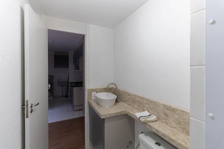 Apartamento à venda com 36m², 2 quartos e sem vaga Apartamento à venda com 36m², 2 quartos e sem vagaBanheiro