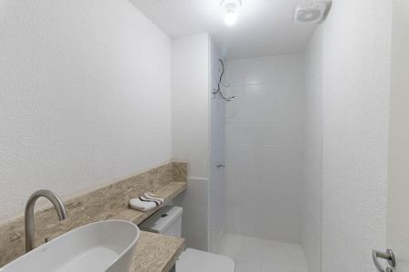 Apartamento à venda com 36m², 2 quartos e sem vaga Apartamento à venda com 36m², 2 quartos e sem vagaBanheiro