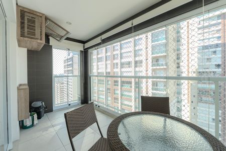 Studio à venda com 34m², 1 quarto e 1 vagaSacada