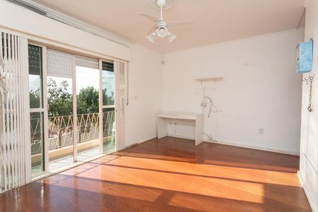 Casa à venda com 500m², 4 quartos e 3 vagas Casa à venda com 500m², 4 quartos e 3 vagasSuite 2