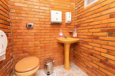 Casa à venda com 500m², 4 quartos e 3 vagas Casa à venda com 500m², 4 quartos e 3 vagasLavabo terraço