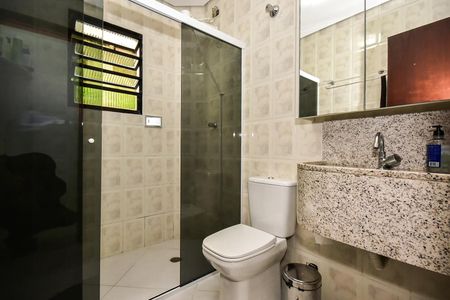 Casa à venda com 125m², 3 quartos e 2 vagasBanheiro