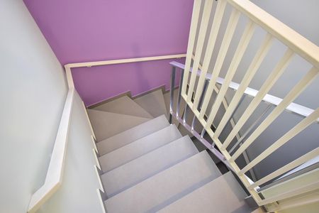 Casa à venda com 125m², 3 quartos e 2 vagasEscada