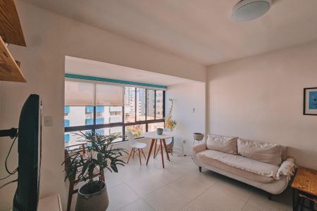 Sala de apartamento para alugar com 1 quarto, 45m² em Rio Vermelho, Salvador