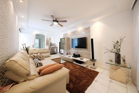 Sala de casa à venda com 4 quartos, 250m² em Vila Rio Branco, São Paulo