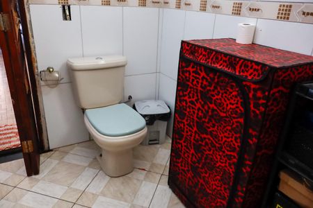 Casa à venda com 151m², 4 quartos e 3 vagas Casa à venda com 151m², 4 quartos e 3 vagasBanheiro da Suíte 4