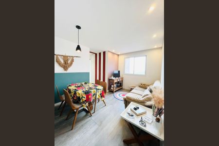 Apartamento à venda com 44m², 2 quartos e 1 vaga Apartamento à venda com 44m², 2 quartos e 1 vagaSala