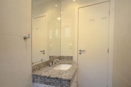 Apartamento para alugar com 100m², 3 quartos e 2 vagasBanheiro