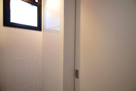 Apartamento para alugar com 100m², 3 quartos e 2 vagasBanheiro de serviço