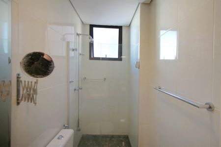 Apartamento para alugar com 100m², 3 quartos e 2 vagasBanheiro da Suíte