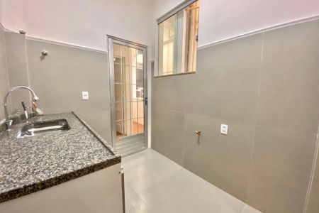 Apartamento para alugar com 100m², 3 quartos e sem vagaCozinha