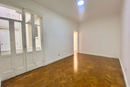 Sala  de apartamento para alugar com 3 quartos, 100m² em Copacabana, Rio de Janeiro