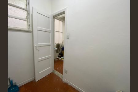 Apartamento para alugar com 100m², 3 quartos e sem vagaQuarto de Serviço
