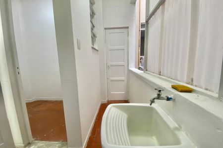 Apartamento para alugar com 100m², 3 quartos e sem vagaÁrea de Serviço