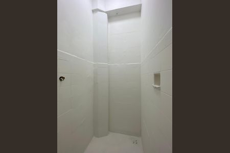 Apartamento para alugar com 100m², 3 quartos e sem vagaBanheiro de serviço