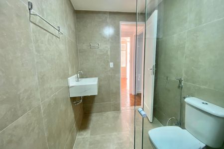 Apartamento para alugar com 100m², 3 quartos e sem vagaBanheiro 